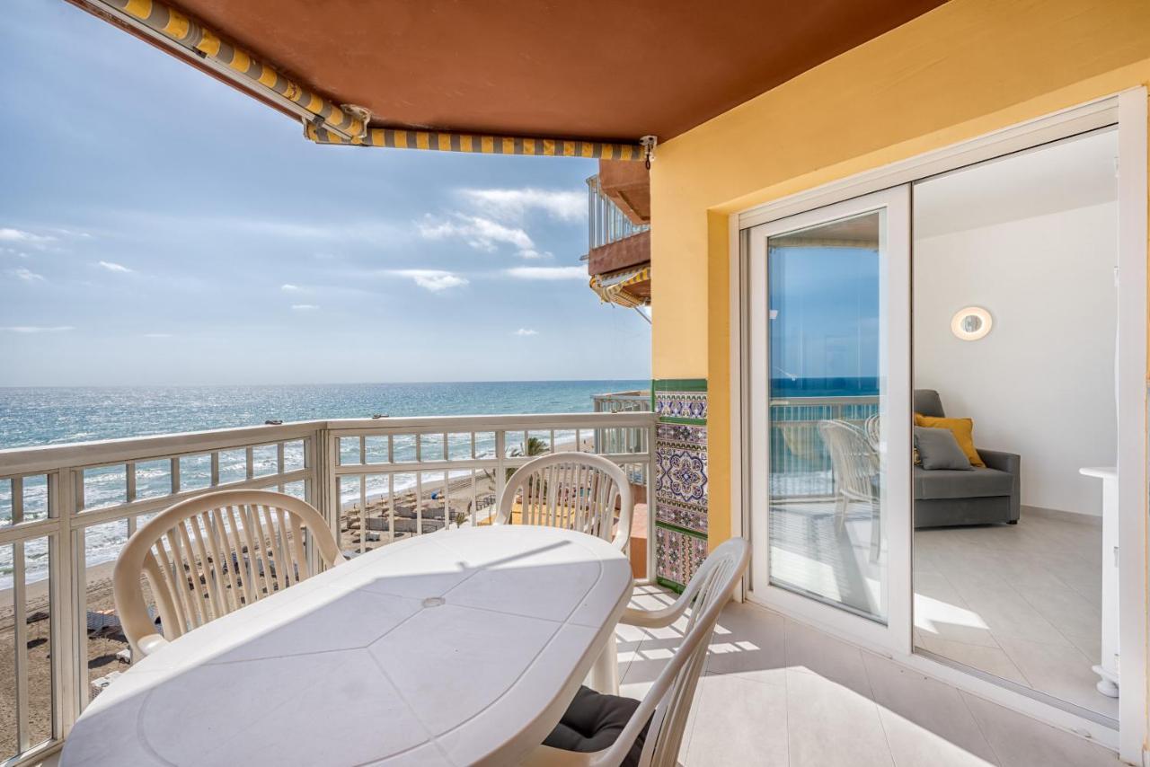 Wintowinrentals Relax & Frontal Sea View In Фуэнхирола Экстерьер фото